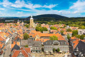 Schöner Panorama-Blick über das Harzstädtchen Goslar